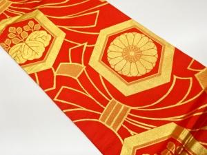 亀甲に菊・桐・束ね熨斗模様織出し丸帯